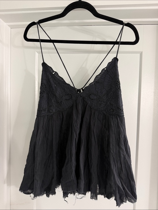 Free People Tops - Free People Black Lace-Trim Spaghetti Strap Camisole